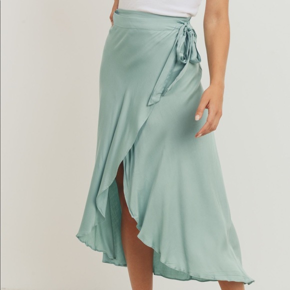 ❤️HP! Aqua Flowy Wrap Skirt - Picture 4 of 8